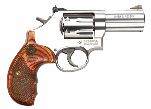 Smith & Wesson 686 Deluxe