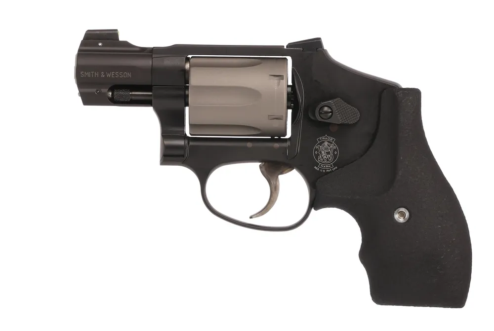 Smith & Wesson 432 UC